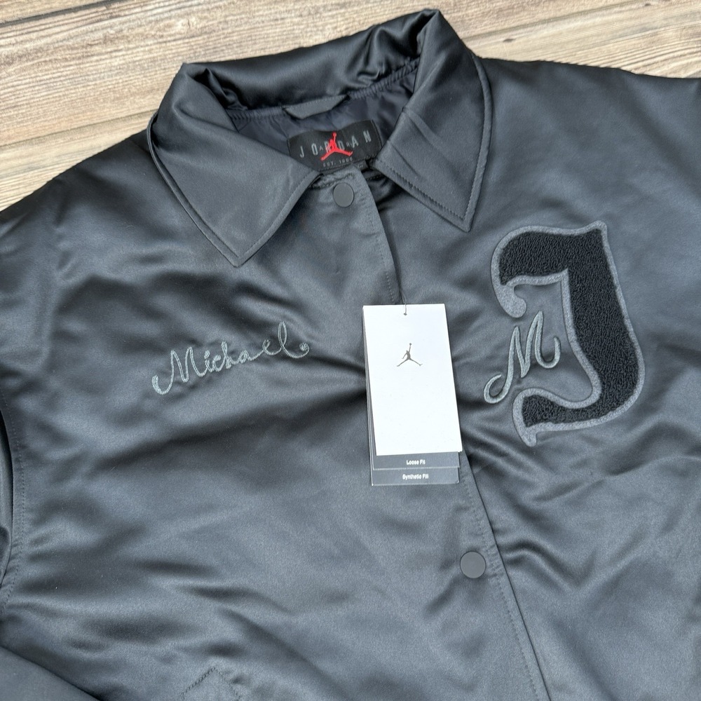 Nike Women's Air Jordan Varsity Bomber Jacket Black FV7137-010 Size Medium New